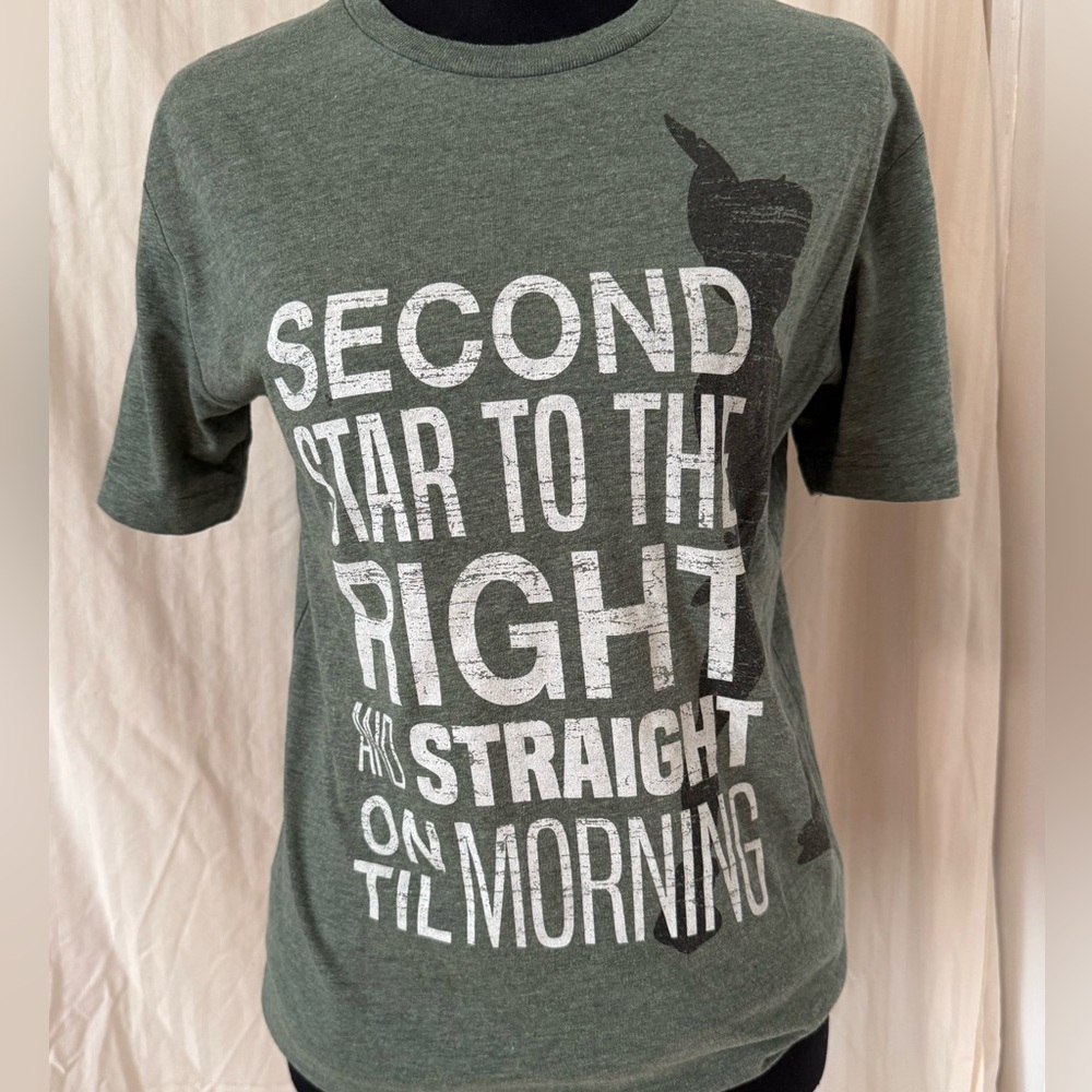 Disney Woman’s NEW with tags Heather Green Graphic Crewneck T-Shirt